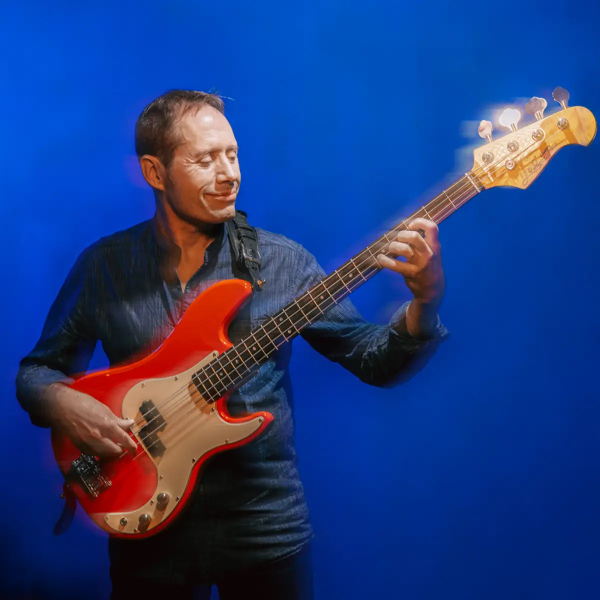 Pete Lindemere with his bass guitar